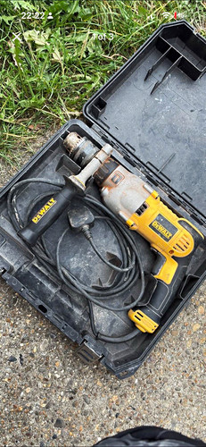 Dewalt d21570 core drill - d21570-gb,